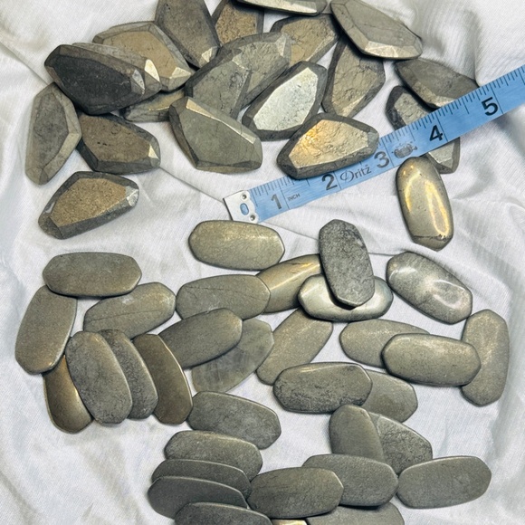 Large lot of pyrite stones for jewelry making - Picture 5 of 5